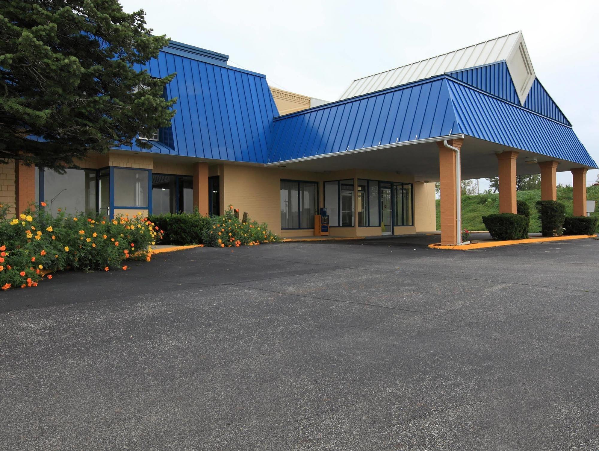 Americas Best Value Inn Newton Extérieur photo